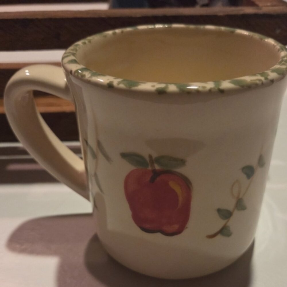 Rare Coffee Lovers' Gray and Cream Speckled Stackable Coffee Mug/Cup Set (4) - Picture 14 of 16